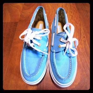 Sperry boat shoes